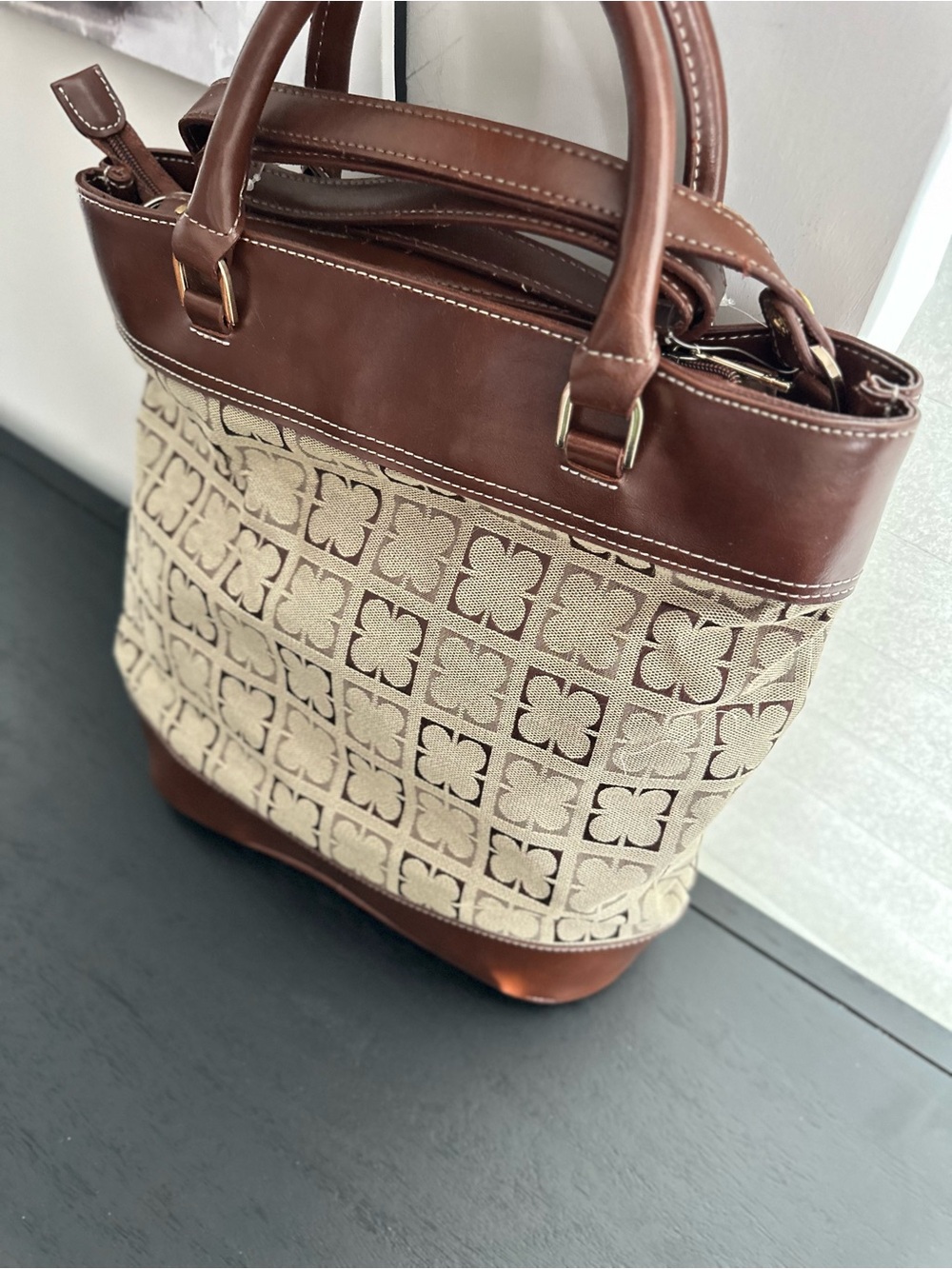 Liz Claiborne Brown and Cream Patterned Tote